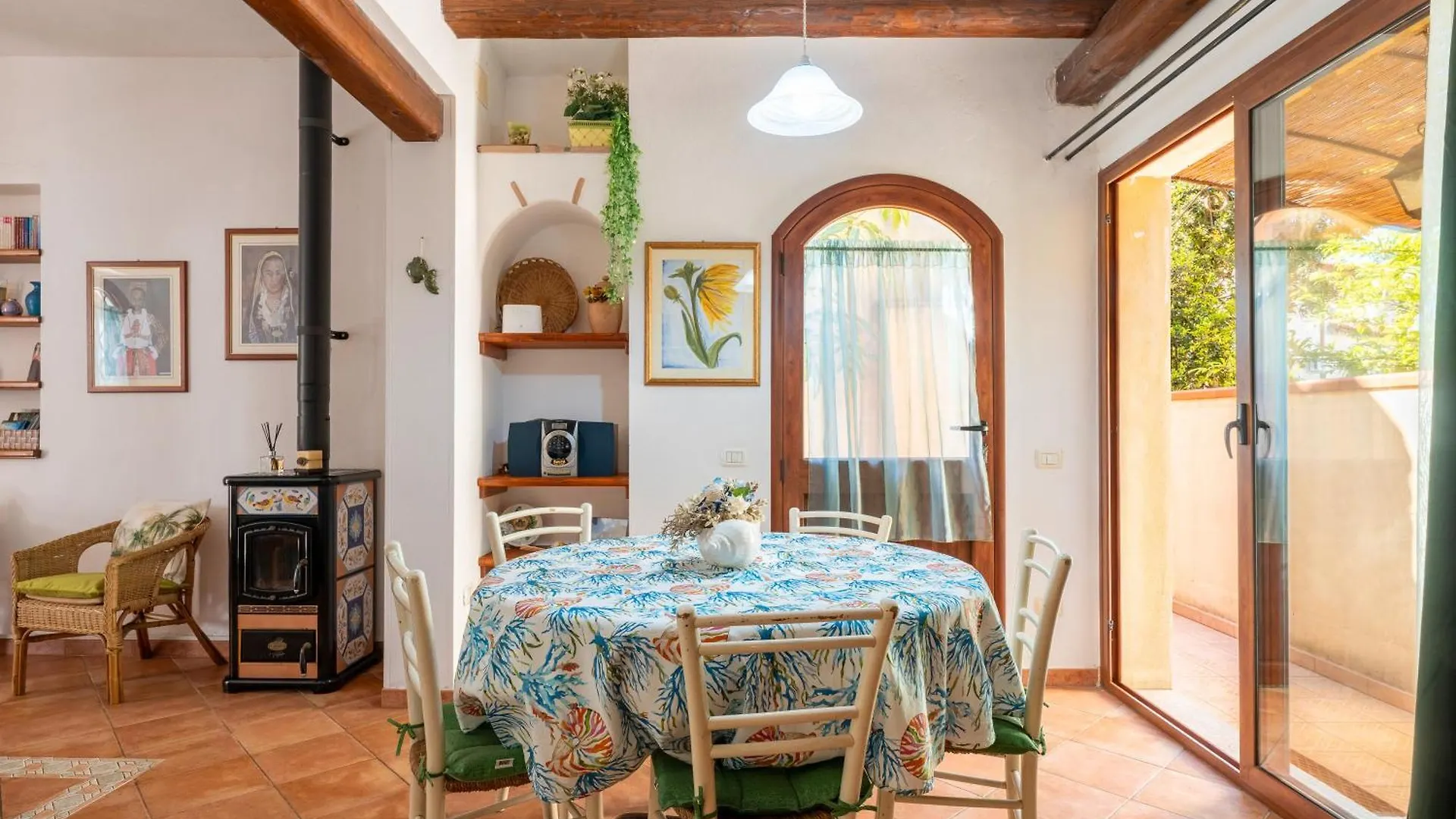 Sa Domu De Ettore Santa Maria Navarrese Italien